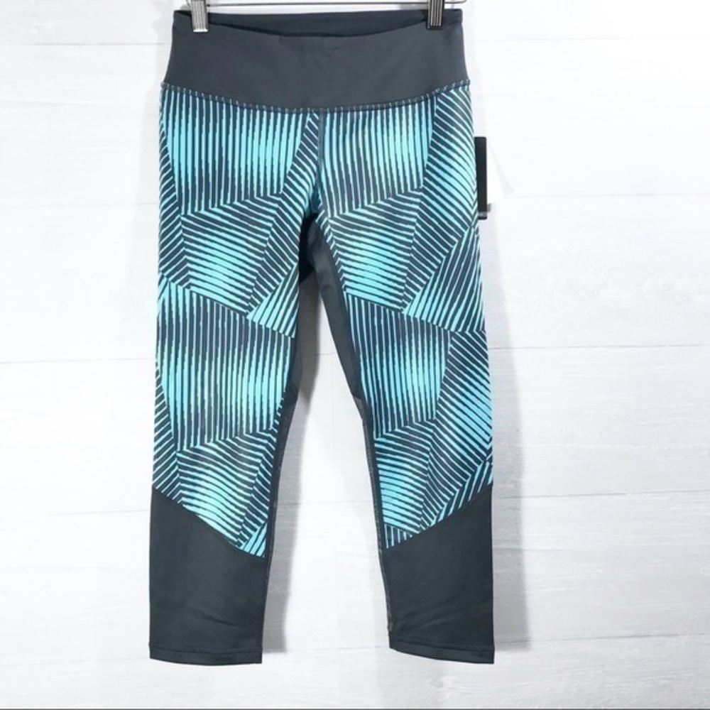 NWT Z By Zella  women’s capris leggings Size S